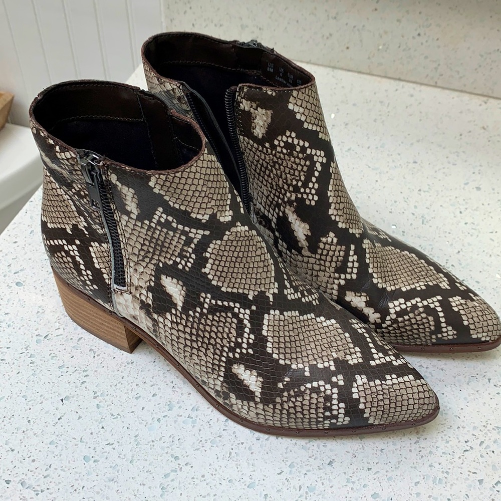 Bleecker & Bond Snake Skin Booties Size 8M